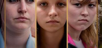 «La infamia», miniserie de la BBC dirigida por Philippa Lowthorpe, es valiente a la hora de apuntar contra todas las direcciones del heteropatriarcado y la incapacidad policial y judicial ante los abusos sexuales a menores